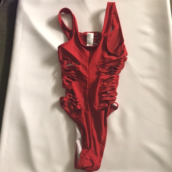 Top melon red swim wear - Picture 3 of 3